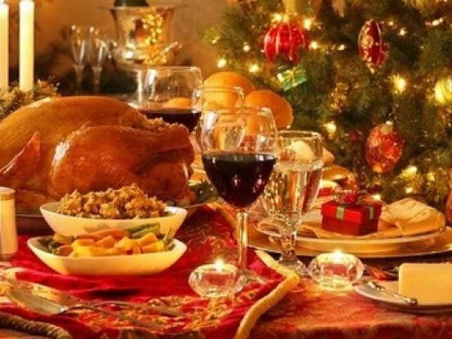 ΕΦΕΤ: Χριστουγεννιάτικο τραπέζι – Τι να προσέξετε